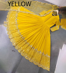 Robe longue Anarkali en georgette brodée de style indien traditionnel avec dupatta de créateur pour femmes, tenue de mariage prête à porter - Product Image 1