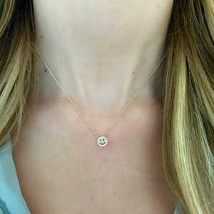 Collier pendentif visage souriant en or massif 14k 18k avec diamant de laboratoire taille ronde 7,8 mm, pour usage quotidien, solitaire, breloques smiley, vente en gros - Product Image 6