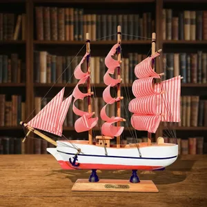 Modèle de bateau à voile en bois décoratif avec voiles roses, décoration nautique pour table, maison, bureau, cadeau de collection - Product Image 2