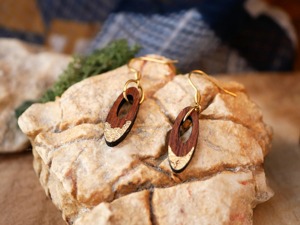 Boucles d'oreilles en bois style rustique, ambiance campagnarde, couleur unie, prix usine, vente en gros - Product Image 6