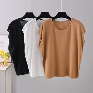 T-shirt décontracté d'été pour femme à manches chauve-souris, col rond, respirant, en maille aérienne, 100 % polyester, coupe ajustée, facile à assortir - Product Image 1