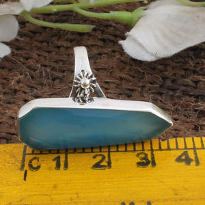 แหวนเงินแท้ 925 ประดับพลอยแคลเซโดนีสีน้ำทะเลทรงแฟนซี ดีไซน์หรูหรา งานแฮนด์เมด แหวนดีไซน์เนอร์สุดพิเศษ เครื่องประดับพลอยแท้ ขายส่ง - Product Image 4