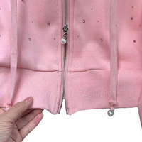 Elegante Chándal de Mujer con Pedrería y Material Ligero para Moda Casual