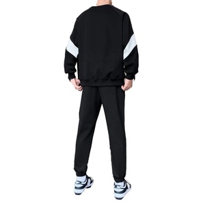Conjunto Deportivo de Otoño 2026, Sudadera Holgada con Cuello Redondo y Pantalones Deportivos, Diseño de Bloques de Color en Contraste, para Hombre y Mujer - Product Image 2