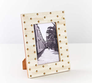 Marco de fotos de hueso real de diseño clásico y moderno con incrustaciones de latón Marco de resina de calidad premium Perfecto para la decoración del hogar - Product Image 2