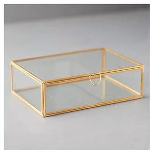 Caja de Joyería de Latón Fundido a Presión en Tono Dorado, Hecha a Mano con Vidrio, con Color y Logotipo Personalizados, Elegante Organizador de Tocador para Hogares Modernos - Product Image 1