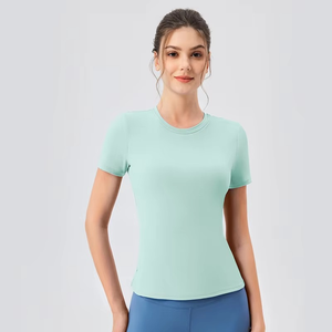 Crop top de sport pour femme en jersey de coton coréen durable, tendance été, avec logo personnalisé, pour le yoga et les activités sportives - Product Image 5