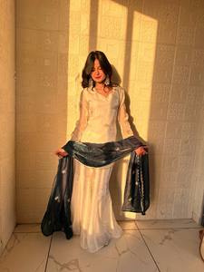 Ensemble de costume Sharara Palazzo en soie avec dupatta brodée, Salwar Kameez pour femmes, tenue de fête et de mariage - Product Image 1