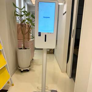 เครื่องวิเคราะห์สุขภาพอัจฉริยะ Bodydot BDF1000 ที่ใช้พลังงานจาก AI โครงอะลูมิเนียมอัลลอยด์ที่ยืดหยุ่นได้ ไม่สามารถพับเก็บได้ ติดตามสุขภาพทั่วร่างกาย - Product Image 1