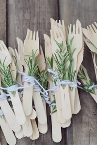 Cuchillos, tenedores y cucharas desechables de madera de abedul natural de 155 mm para catering de comida rápida y comida para llevar - Product Image 4