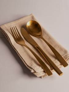 ชุดช้อนส้อมทองคำ Royal Gold Cutlery Set ดีไซน์พรีเมียม 5 ชิ้น ชุดช้อนส้อมสแตนเลสสตีลทันสมัย - Product Image 2