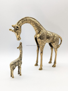 Statue de girafe en laiton massif faite à la main cadeau Unique Sculpture de girafe polie Art animalier décoratif - Product Image 6