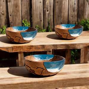 Bol décoratif en bois et résine, petit plat à bagues fait main, bol à bibelots bleu en résine époxy - Product Image 4