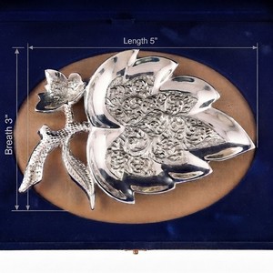 Moradabad Art <b>Metal</b> Ware Luxury Brass Handmade Silver Finish Leaf <b>Bowl</b> with Embossed Floral Design for Home Decoration Wedding - Product Image 6