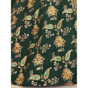 Impresionante Lehenga Choli Verde Bordado en Seda Artística para Bodas, Semi-Cosido, de Zeel Clothing - Product Image 1
