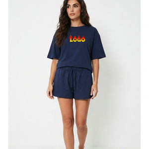 แฟชั่นสตรีทแวร์มาใหม่ เสื้อยืดโอเวอร์ไซส์แขนสั้นสีน้ำเงินกรมท่า สกรีนโลโก้ได้ พร้อมกางเกงขาสั้นทรง Biker สำหรับผู้หญิง - Product Image 1