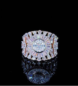Colgante de Moissanita Chapado en Oro Rosa con Corte Ovalado, Dije de Circonita Cúbica con Halo, Regalo de Joyería - Product Image 1