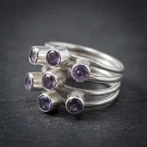Élégante bague ouverte en argent sterling 925 avec améthyste, faite à la main, bijou unisexe en pierre précieuse, idéale pour le quotidien ou comme cadeau - Product Image 3