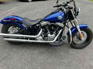 Harley-Davidson Softail Slim Classic 2015 d'occasion, design élégant, confort et robustesse, Cruiser Elite US - Product Image 2