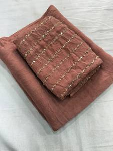 ผ้าซิ่นงานปักเลื่อมลายรังโกลี พร้อมเสื้อคลุมเข้าชุด แห้งเร็ว เหมาะสำหรับงานปาร์ตี้ งานดิวาลี ชุดพื้นเมืองแบบดั้งเดิมสำหรับผู้หญิง - Product Image 3