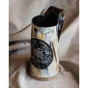 Jarra de Cerveza o Sidra Hecha a Mano con Cuerno de Búfalo Natural, Estilo Vikingo, Forma de Campana Tradicional, Venta al Por Mayor - Product Image 4