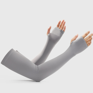 Manchon de compression athlétique personnalisé avec logo, protection UV, pour le cyclisme, la course, les sports de plein air, protection solaire, noir - Product Image 3