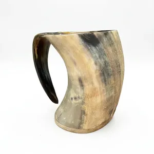 Mug à boire artisanal en corne d'animal, forme naturelle, surface polie, toucher réel, style rustique, objet de collection, base durable, remis à neuf - Product Image 5