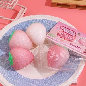 Pelota Antiestrés de Fresa que Cambia de Color, Juguete Sensorial para Niños con Autismo - Product Image 6