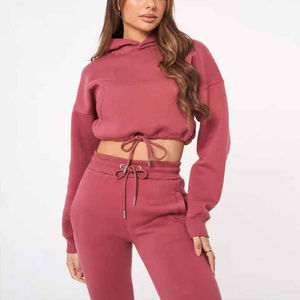 Ensemble de sport décontracté 2 pièces pour femme : crop top imprimé et sweat à capuche - Product Image 2