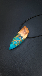 Collares gruesos artesanales de resina ecológicos coloridos, colgante de hada artística, modelo de tienda de joyería de moda, cuentas de resina para reventa - Product Image 2