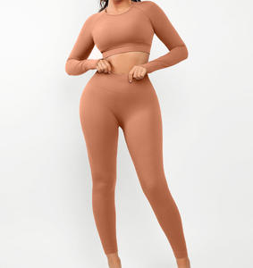 Ensemble de yoga sans couture pour femmes, leggings et soutien-gorge de sport, vêtements de sport et de fitness confortables et respirants, logo personnalisé - Product Image 5