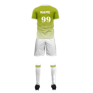 Tenue de football personnalisée sublimée pour homme, maillot vert et blanc, short, kit respirant toutes saisons, vêtements de sport pour adulte CARE MASTER - Product Image 3