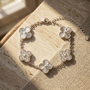 Pulsera de Diamantes Moissanite Más Vendida, Joyería Fina de Lujo para Mujer, Regalo para Bodas y Fiestas, Disponible a Buen Precio - Product Image 5