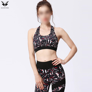 Customized Logo Print High Quality Different Color Unique Design Product Comfortable Fitness Breathable Solid Sports Bras - Product Image 4