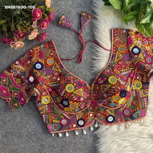 Blusa de moda para mujer estilo Gamthi con espejos múltiples y lentejuelas de hilo colorido, bordado Kodi con corte de manzana, de seda italiana, ideal para festivales. - Product Image 5