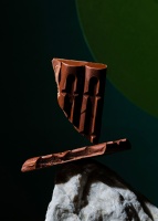 ALVA Nuevo Chocolate Legendario Sólido Amargo y Dulce 85% Cacao Puro Sin Azúcar de Alta Calidad 80g Caja de Barra de Papel Hecho en Vietnam Happy