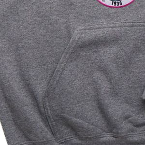 Sweat à capuche graphique Heather Grey 1938 à manches longues avec poche kangourou et imprimé numéroté, style décontracté streetwear pour jeunes - Product Image 6