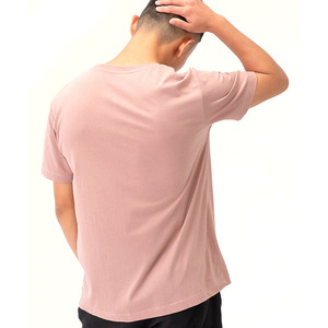 Camiseta para hombre con estampado gráfico, ropa de calle a la moda, media manga, estilo urbano moderno, atuendo informal, algodón suave, ajuste cómodo - Product Image 3
