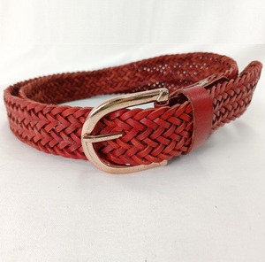 Cinturón de cuero trenzado de moda con logo personalizado para hombre y mujer, estilo vaquero, con hebilla de aleación para jeans - Product Image 2