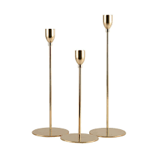 Candelabro de Hierro de Primera Calidad, Candelabro de Metal Dorado, Copa de Latón, Diseño Único con Grabados, Hecho a Mano, Ecológico, Duradero, para el Hogar - Product Image 3