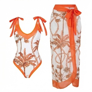 Ensemble 2 pièces imprimé palmiers oranges avec body croisé à bretelles et jupe portefeuille pour femme, tenue de plage - Product Image 1