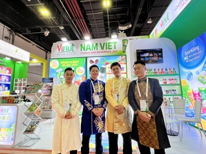 น้ำสกัดจากทุเรียนเทศเข้มข้น 30% บริกซ์ VINUT พรีเมียม ทรอปิคอล ขวด PET 2 ลิตร สำหรับขายส่ง B2B ผู้นำเข้า ผู้จัดจำหน่าย - Product Image 4
