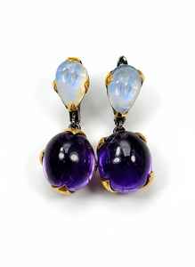 Pendientes de plata 925 con amatista y piedra lunar, diseñados para una elegancia mística, brillo púrpura y un atractivo de joyería artesanal atemporal. - Product Image 3
