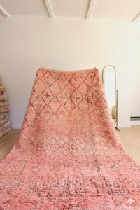 พรมเบนิอูรัยน์สีสันสวยงาม พรมขนสัตว์ทำมือจากโมร็อกโก พรมเบอร์เบอร์ลายเอกลักษณ์ พรมโบโฮ ราคาขายส่ง - Product Image 4