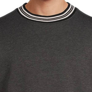 เสื้อสเวตเชิ้ตคอกลมทรงปกติสำหรับผู้ชาย ผ้าถัก สีพื้น สวมใส่สบายๆ สำหรับฤดูใบไม้ร่วง สีดำ ผ้าฝ้ายเฟรนช์เทอร์รี่ - Product Image 4