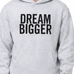 Sweat-shirt à capuche gris clair pour homme, style streetwear, avec impression audacieuse du slogan noir « Dream Bigger », sweat-shirt personnalisé avec poche. - Product Image 3