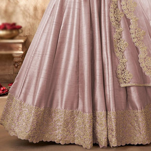 Robe de soirée élégante dos nu pour femme, robe longue en satin pour les événements, robe de soirée élégante pour femme - Product Image 3
