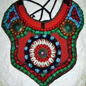 สร้อยคอผู้หญิงงานปักมือประดับลูกปัดสไตล์โบฮีเมียนสุดหรู สำหรับงานแต่งงาน งานปาร์ตี้ งานเฉลิมฉลอง สร้อยคอทันสมัยแบบสั่งทำพิเศษ - Product Image 1