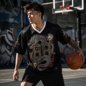 Maillot de sport personnalisé Dragon Emperor en maille pour homme, noir, style Y2K, avec impression métallique et broderie, coupe oversize, respirant, manches courtes - Product Image 4