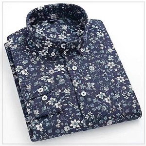 Camisas Casuales Sólidas para Hombre con Tela de Poliéster de Peso Medio, Manga Corta y Ajuste Cómodo - Product Image 1